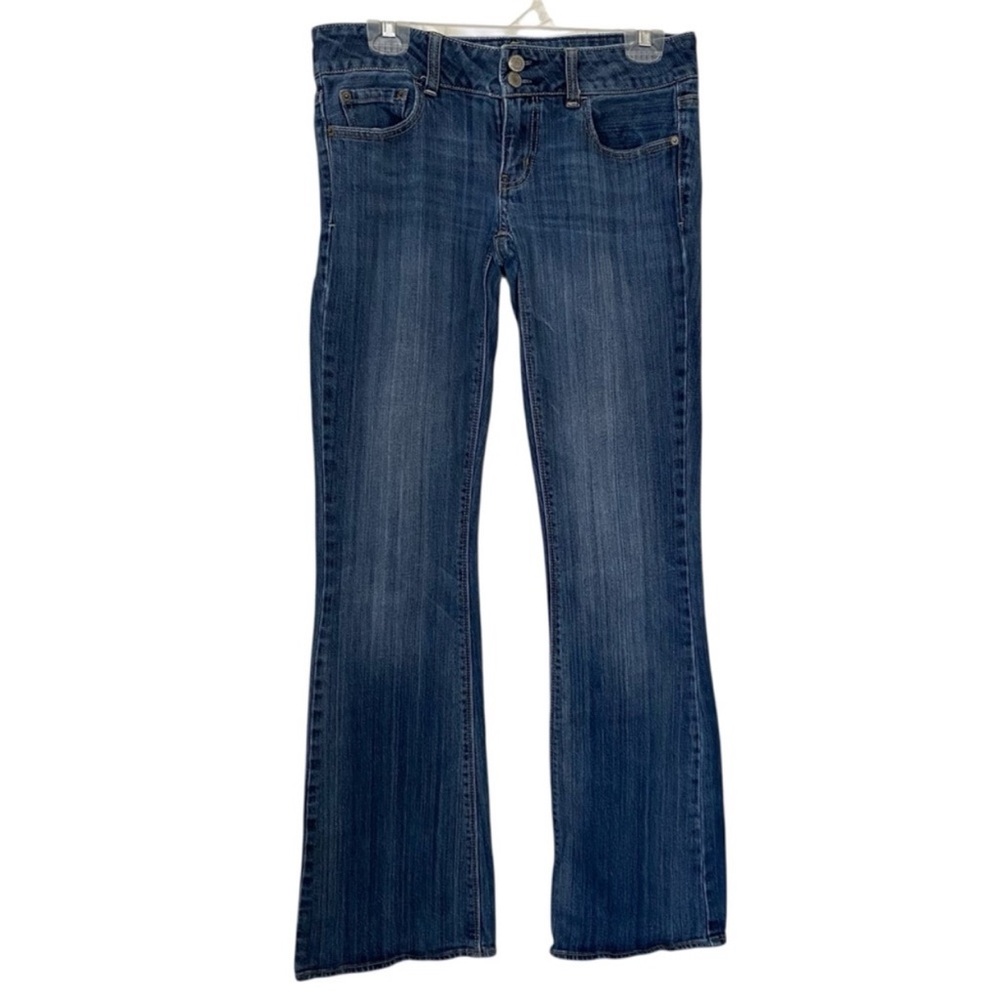 American Eagle Women’s Jeans (Artist)